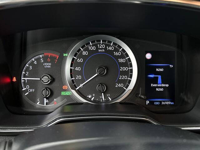 Toyota COROLLA Touring Sports 1.8 Hybrid Active | Trekhaak | Dealer onderhouden | Navigatie | 10 JAAR Toyota Garantie |
