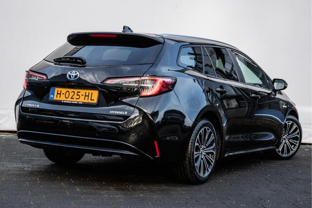 Toyota COROLLA Touring Sports 1.8 Hybrid Business Plus Camera/ Navigatie Apps/ Carplay/ Stoelverwarming/ 17" Lmv/ Full led