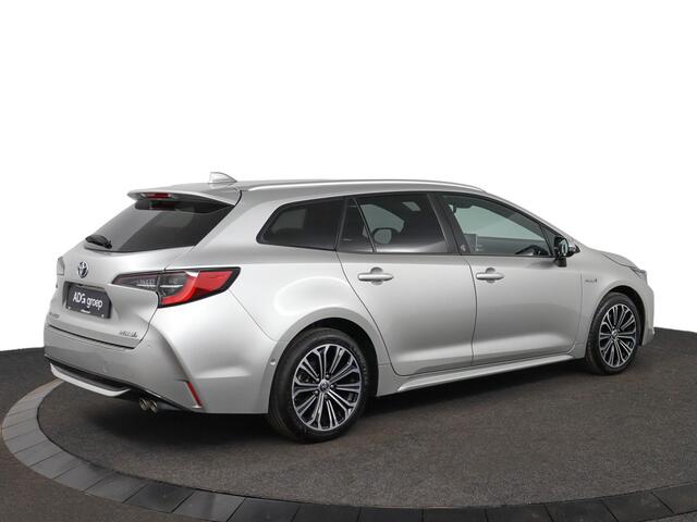 Toyota COROLLA 2.0 High Power Hybrid First Edition | Stoelverwarming | Stuurverwarming | Voorruitverwarming |