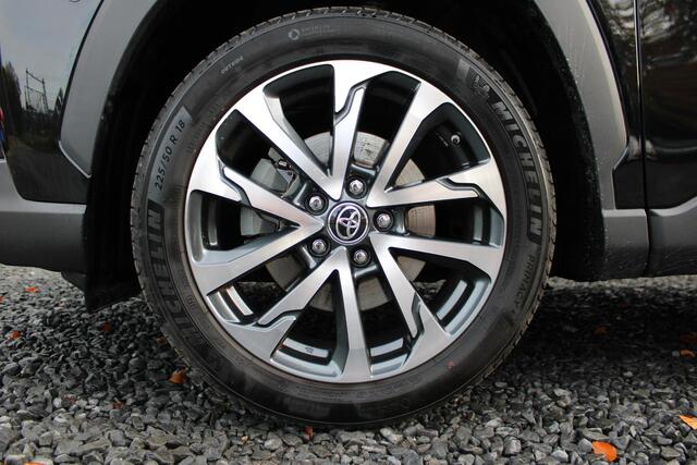 Toyota COROLLA Cross 2.0 High Power Hybrid Launch Edition Automaat, Applecarplay/Androidauto, Cruise control adaptief