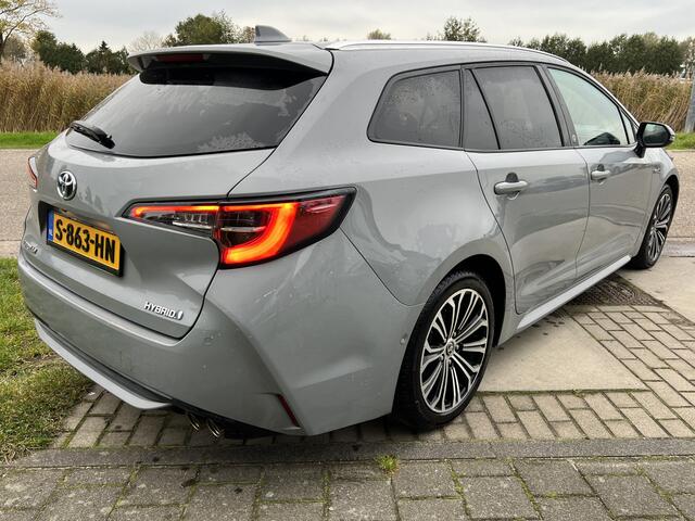 Toyota COROLLA Touring Sports 2.0 180pk Hybrid Style / Team D / Adaptive Cruise / Stoel+Stuurverw. / Aut. Parkeren /