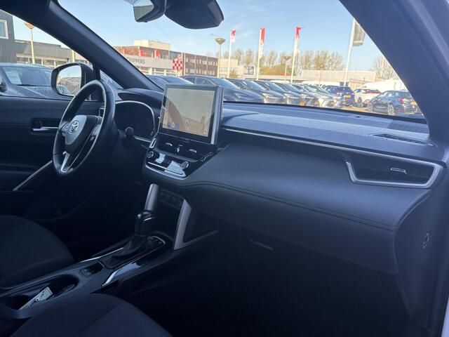 Toyota COROLLA Cross 2.0 High Power Hybrid Active | Trekhaak | Achteruitrijcamera |