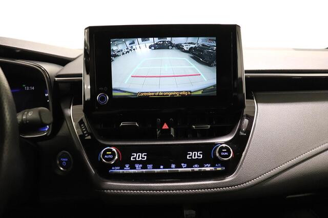 Toyota COROLLA Touring Sports 1.8 Hybrid GR-Sport, Apple Carplay/Android Auto, Stoelverwarming, Sensoren, Dealer onderhouden!