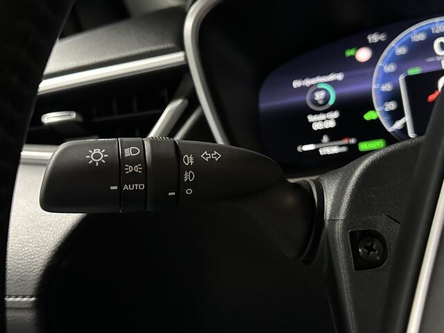 Toyota COROLLA Cross Hybrid 140 Style