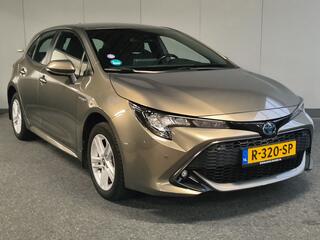 toyota-corolla-1.8-hybrid-active-ri