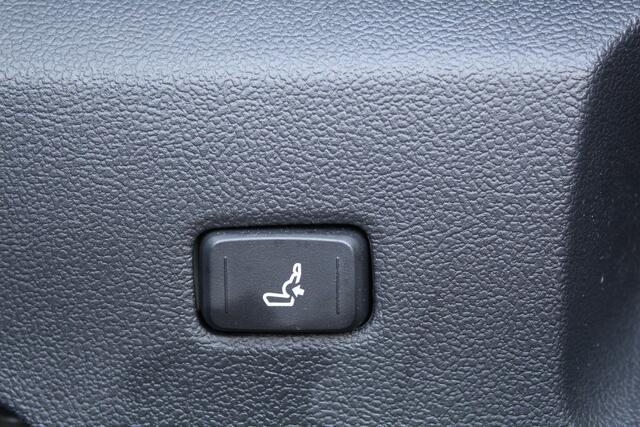 Toyota COROLLA Touring Sports 1.8 Hybrid Dynamic Special | Rijklaar | Head Up | Apple/Android | Stoel-/stuurverw. | Keyless | LED | El.Achterklep | Dealer onderhouden