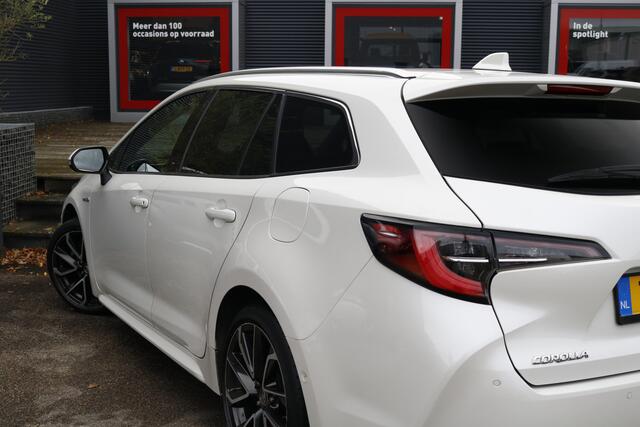 Toyota COROLLA Touring Sports 2.0 Hybrid Business Sport Intro | Sportstoelen | Apple Carplay | 184 pk |