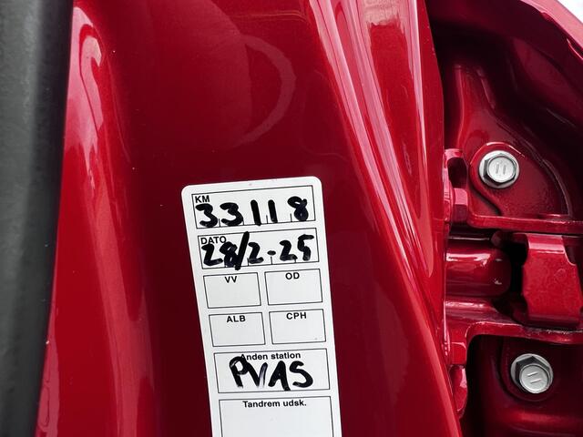 Toyota COROLLA Touring Sports Hybrid 140 Comfort Automaat / Fabrieksgarantie tot 03-2027 < 100.000km, tot 10 jaar mogelijk ** / Navigatie (abbo) / Adaptieve CC / Achteruitrijcamera / Stuur- en stoelverwarming / Apple Carplay Android / 17" LM wielen + All Season banden