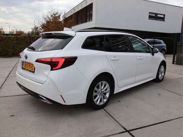 Toyota COROLLA Touring Sports Hybrid Business Plus Carplay-Camera, Winterpakket, 1e eig Aanbieding!