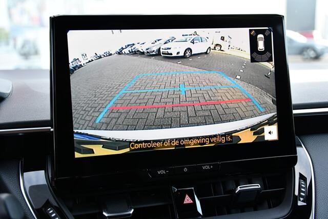 Toyota COROLLA Touring Sports Hybrid 200 GR Sport Plus Automaat 197pk | Dodehoekdetectie | Lederen interieur | Sportstoelen | HUD | NL-auto |