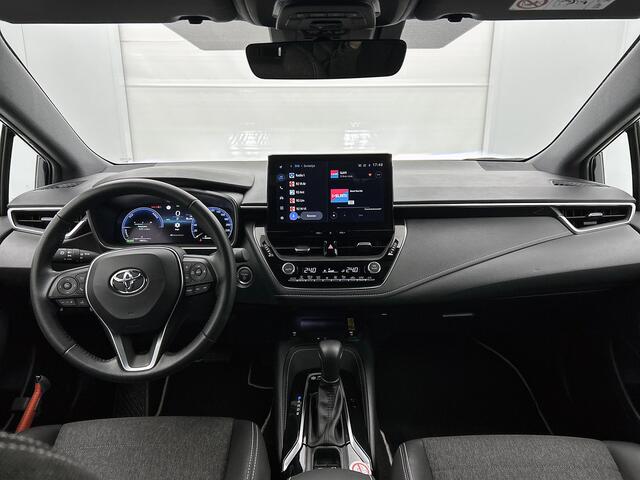 Toyota COROLLA Touring Sports Hybrid 140 Dynamic | Draadloze Telefoonlader | Stoelverwarming | Climate Control | Parkeersensoren |