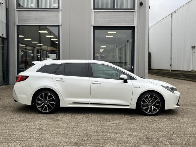 Toyota COROLLA Touring Sports 2.0 Hybrid Business Sport Intro | NL Auto/2e Eig./Voll.Historie/Head-Up/18"/Navi/Clima/Adapt.Cruise/Apple CarPlay-Android Auto