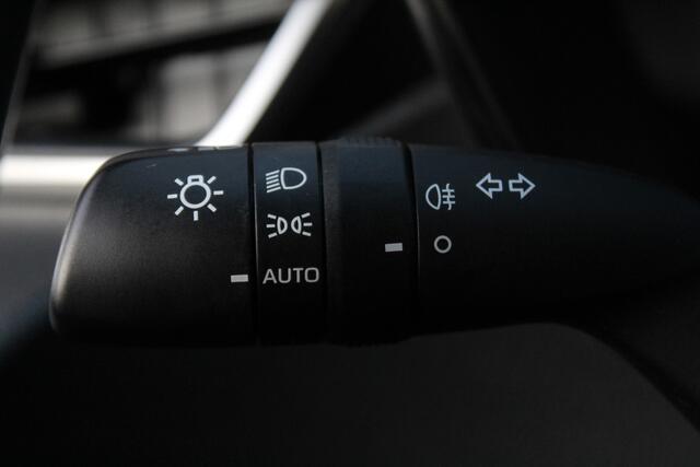 Toyota COROLLA Touring Sports 1.8 Hybrid Business