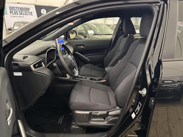 Toyota COROLLA Cross Hybrid 140 Style | 06-10141018 Voor meer informatie