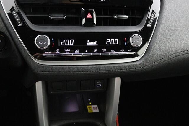 Toyota COROLLA Cross Hybrid 200 Dynamic | Nieuw uit Voorraad leverbaar! | 10 Jaar Garantie! |