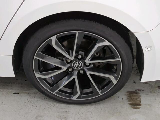 Toyota COROLLA Touring Sports 2.0 Hybrid Premium 1e Eigenaar | NL-Auto | Volledig Onderh | BTW | Pano | Camera | Head-Up | Elek klep | WinterPack | Navi | Ad Cruise | Keyless | Matrix Led | DAB | PDC