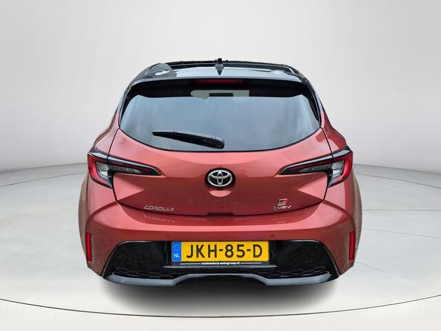 Toyota COROLLA Hybrid 140 GR Sport **NAVIGAIE/ PANORAMA DAK/ HEAD UP DISPLAY/ DODEHOEK DETECTIE**