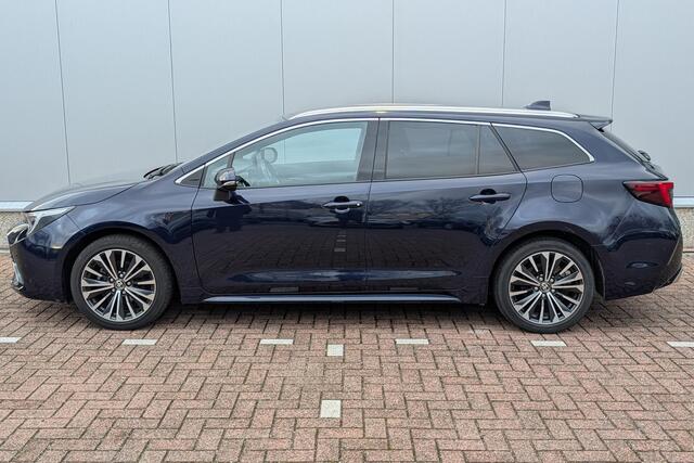 Toyota COROLLA Touring Sports Hybrid 140 Dynamic Apple CarPlay / Android auto | Getint Glas | Stoelverwarming