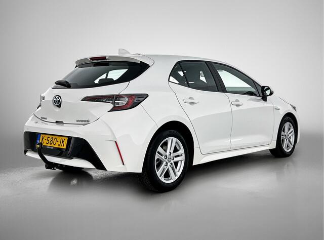 Toyota COROLLA 1.8 Hybrid Active | 1e Eigenaar | Trekhaak | NIEUW GELEVERD & ONDERHOUDEN | Apple Carplay / Android Auto |