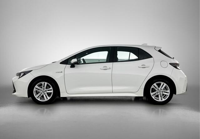 Toyota COROLLA 1.8 Hybrid Active | 1e Eigenaar | Trekhaak | NIEUW GELEVERD & ONDERHOUDEN | Apple Carplay / Android Auto |