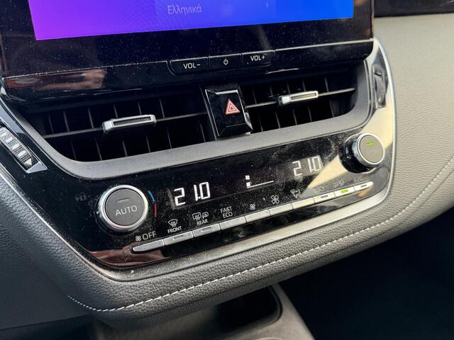 Toyota COROLLA Touring Sports HYBRID 140 BI-TONE ACTIVE GARANTIE TOT 06-2033 NAVIGATIE . ACHTERUITRIJ CAMERA . KEYLESS START