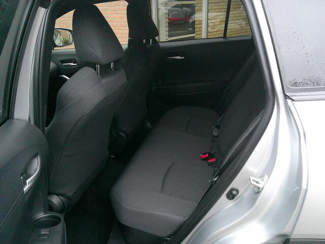 Toyota COROLLA Cross Hybrid 140 Style