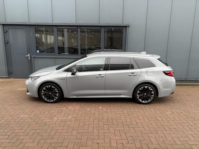Toyota COROLLA Touring Sports 2.0 High Power Hybrid 180pk GR-Sport CAMERA/KEYLESS/CARPLAY/PDC