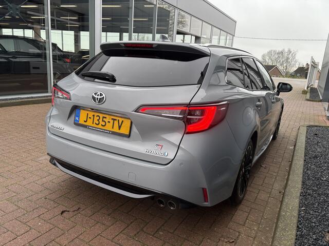 Toyota COROLLA Touring Sports 2.0 High Power Hybrid 180pk GR-Sport CAMERA/KEYLESS/CARPLAY/PDC