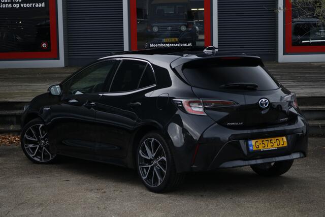 Toyota COROLLA 1.8 Hybrid Executive Schuif kanteldak
