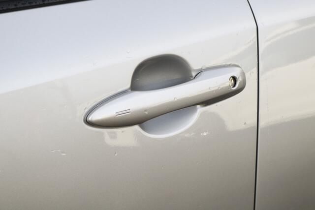 Toyota COROLLA Touring Sports Hybrid 140 Dynamic | Apple Carplay | Achteruitrijcamera | Toyota Safety Sense |