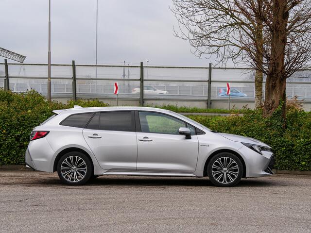 Toyota COROLLA Touring Sports 1.8 Hybrid Business Plus | CAMERA | APPLE CARPLAY | CRUISE CONTROL |