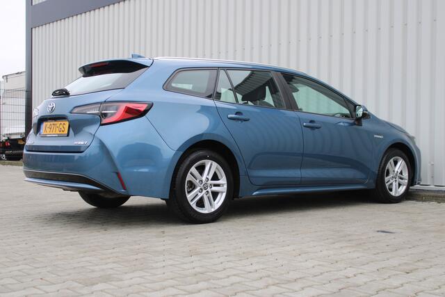 Toyota COROLLA Touring Sports 1.8 Hybrid Business | Incl. 12 maanden garantie | Adaptieve cruise control | Climate control | Apple carplay/Android auto | DAB radio | Parkeercamera | 100% dealer onderhouden |