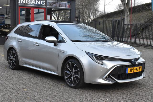 Toyota COROLLA Touring Sports 2.0 Hybrid Executive Schuifdak | JBL | Trekhaak | Navigatie | 12 mnd BOVAG garantie | Whatsapp 06-53188999