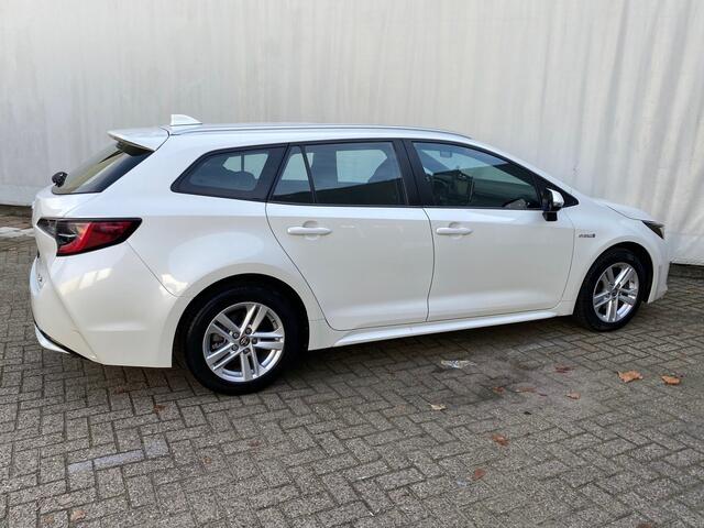 Toyota COROLLA Touring Sports 1.8 Hybrid / Navigatie