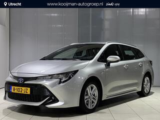 toyota-corolla-touring-sports-1.8-h