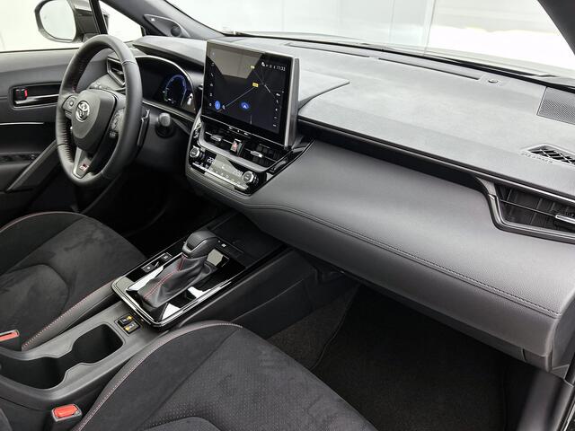 Toyota COROLLA Cross Hybrid 180 GR Sport | Panoramadak | Trekhaak met Afneembare Kogel |