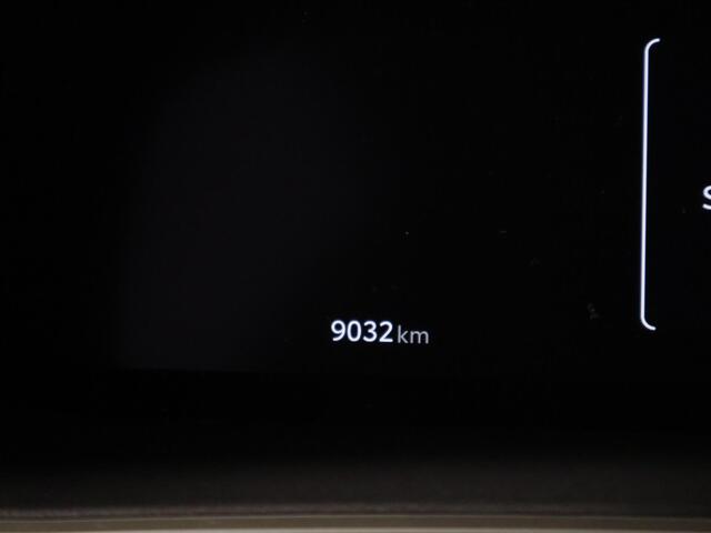 Toyota COROLLA Cross Hybrid 140 Style | Stuur-/ & Stoelverwarming | Dodehoek detectie | Elektrische kofferbak | Parkeersensoren