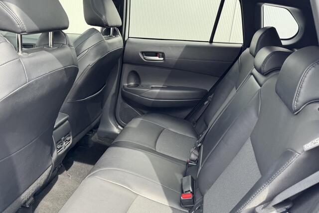 Toyota COROLLA Cross 1.8 Hybrid Executive Edition Panoramadak, Dodehoekdetectie, Parkeersensoren voor + achter, Elektrische achterklep, Led, Navi, Garantie t/m 2034!