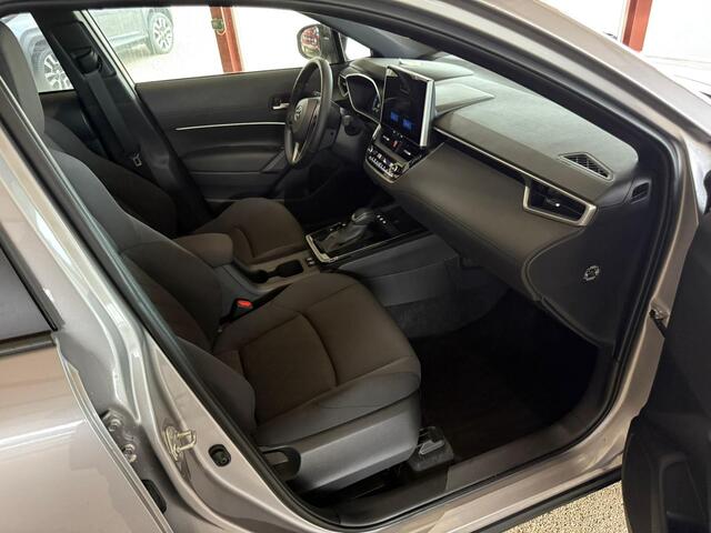 Toyota COROLLA Cross Hybrid 140 Dynamic |Navi|Carplay|PDC V+A|Dodehoek|Stoel en stuurverw|E.A.klep|