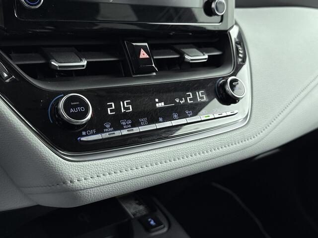 Toyota COROLLA Touring Sports 2.0 Hybrid Style | UNIEK Interieur | Stoel -/ Stuurwielverwarming | Navigatie | Parkeersensoren |