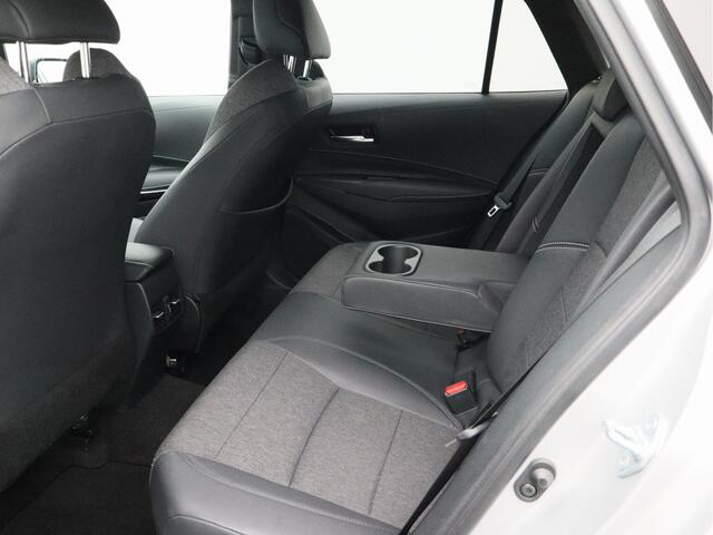 Toyota COROLLA Touring Sports 1.8 Hybrid Business Plus/ trekhaak/ zeer mooi!