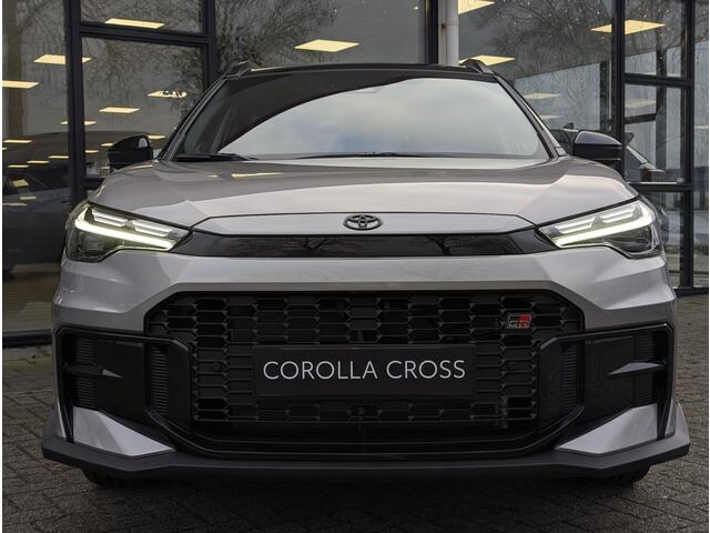 Toyota COROLLA Cross Hybrid 180 GR Sport | JBL | PDC V+A | Stoel- stuurverwarming | Sportstoelen | BSM | Elek. achterklep