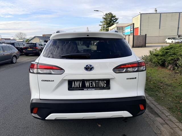 Toyota COROLLA Cross 2.0 Hybrid 197PK PanooACCoCamera