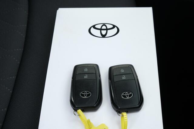 Toyota COROLLA Cross Hybrid 140 Active Automaat | Stuur verwarming | Stoel verwarmi