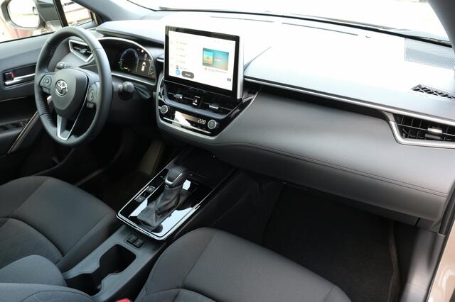 Toyota COROLLA Cross Hybrid 140 Dynamic Automaat | Apple Carplay / Android auto | P