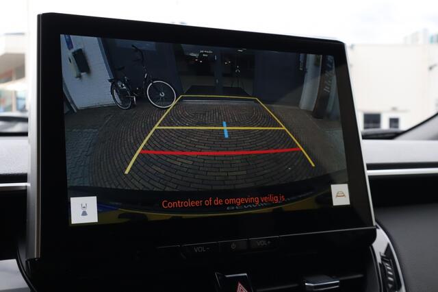 Toyota COROLLA Cross Hybrid 140 Style Stoel/stuurverwarming/BlindSpot