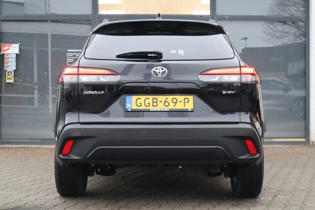 Toyota COROLLA Cross Hybrid 140 Dynamic AllSeasons/AdaptiveCruise/Keyless