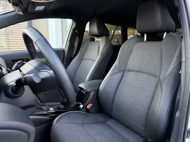 Toyota COROLLA Touring Sports 1.8 Hybrid Dynamic Plus | Stoel/stuurverw. | Camera (2675km!!!)