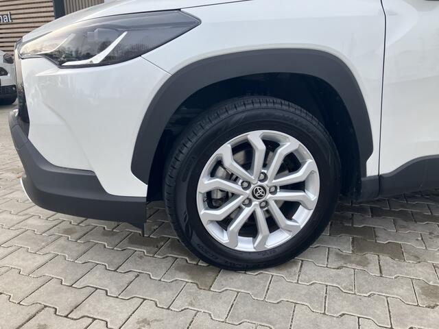 Toyota COROLLA Cross Hybrid 140 Active Plus | Trekhaak | Stuur en Stoelverwarming