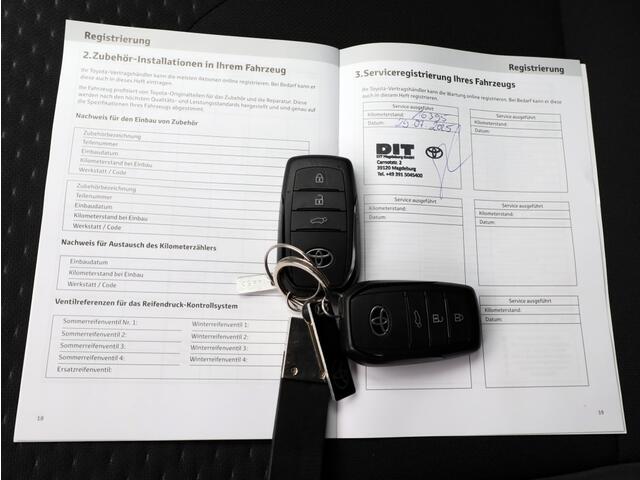 Toyota COROLLA Touring Sports Hybrid 200 Executive | Panoramadak | JBL-Audio | Head-Up